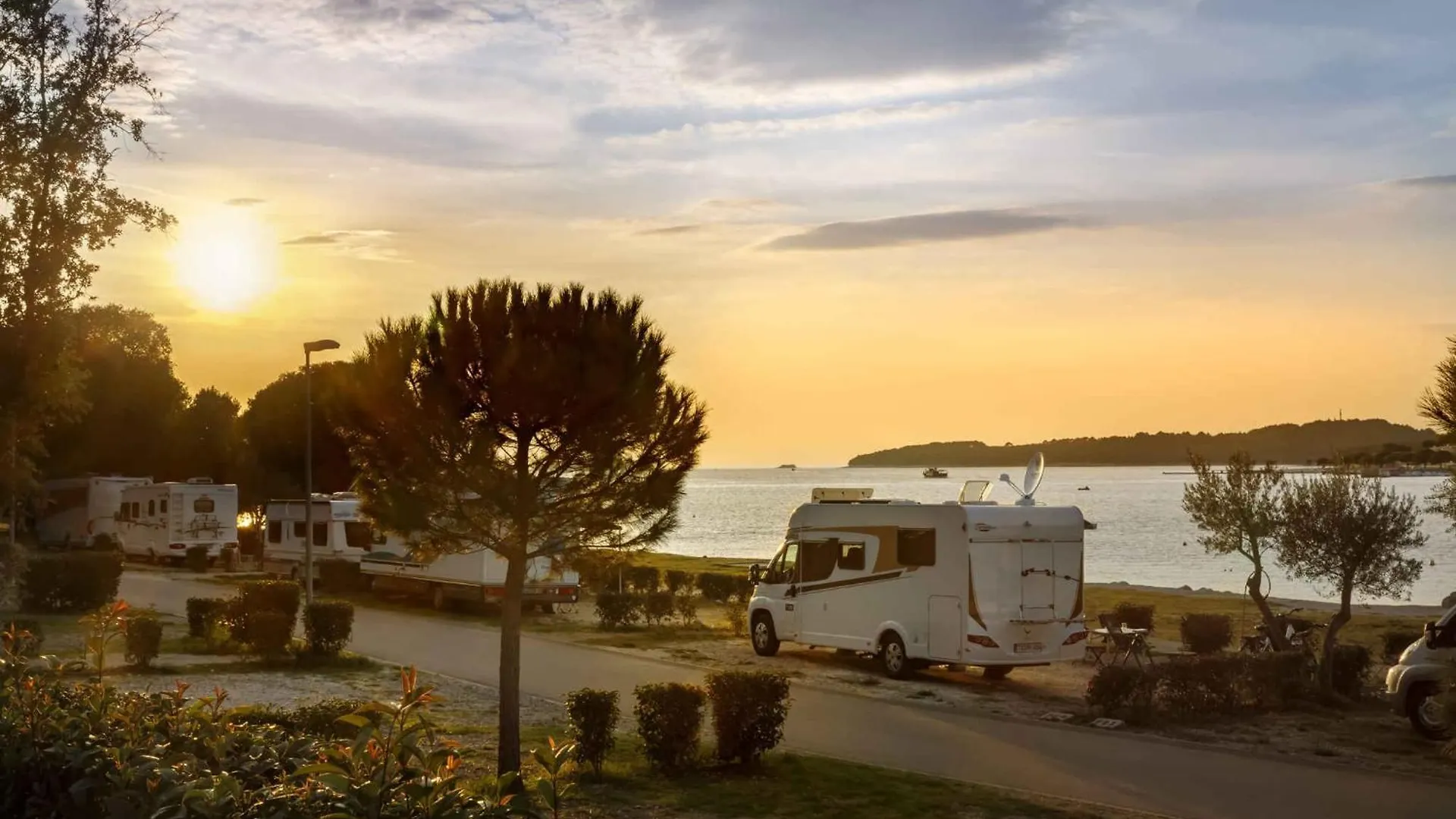 Mobilehomes In Rovinj - Istrien 50060 0*,